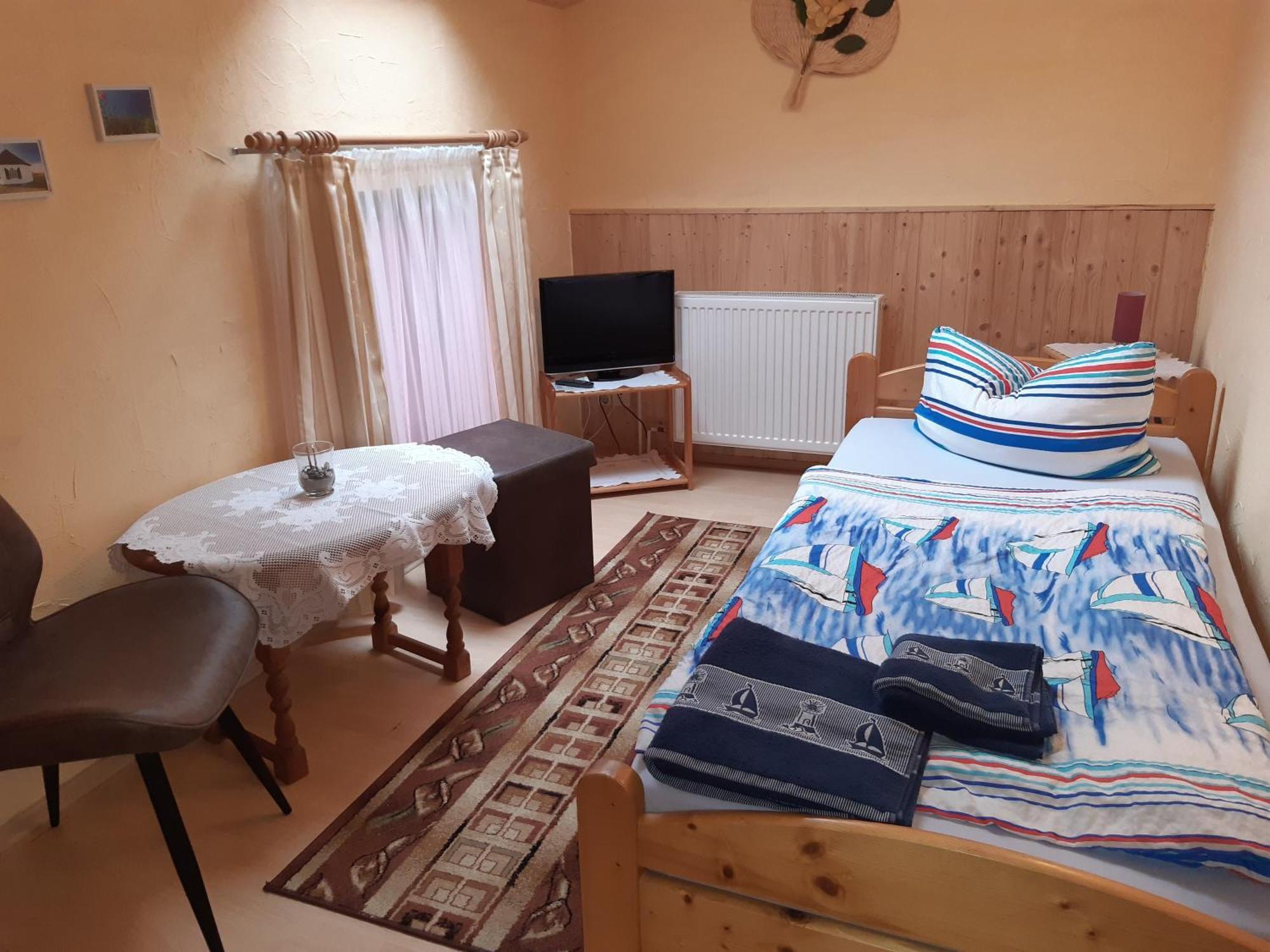 Urlaub Bei Monsieur Pigard 42001 Homestay *
